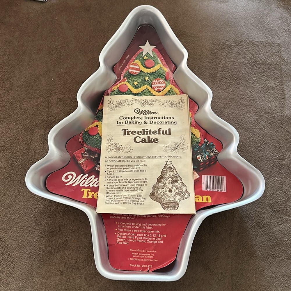 Wilton *NEW* *VINTAGE* Treeliteful Cake Baking Pan - Picture 13 of 13